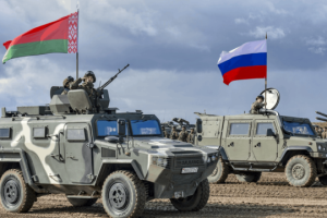 РФ и Беларусь проведут совместные военные учения у украинских границ