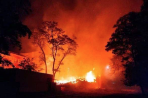 "Удивительная ночь": в оккупированной Кадиевке и на Новоайдарщине - "хлопки"