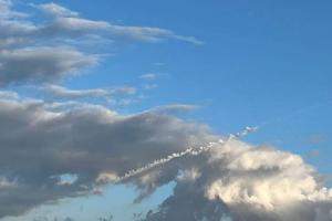 РФ знову атакувала з неба кілька регіонів України: що відомо