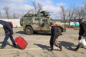 На Луганщине оккупанты продолжают выискивать мужчин, разносят повестки