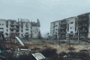 "Просто бросили. Вместе с людьми": Что происходит в оккупированном Рубежном на самом деле (фото)