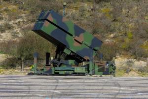 В Украину прибыли системы NASAMS и Aspide, - Резников