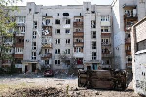 На видео показали дома одного из районов Северодонецка - обстановка удручающая