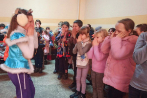 Новогодние издевательства над детьми: под Северодонецком организовали еще один "утренник" (фото)