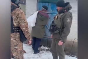 Зі звільненого села на Луганщині евакуювали 72-річного чоловіка
