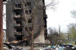 В сети сообщают о "прилетах" в центре Кременной