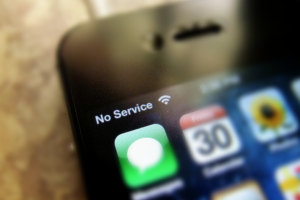 "Нужно знать места, чтобы дозвониться": что происходит со связью в Лисичанске