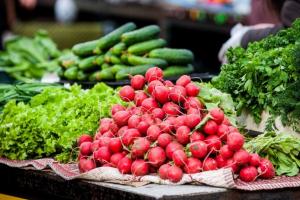 Сколько стоят продукты в оккупированном Северодонецке, - видео