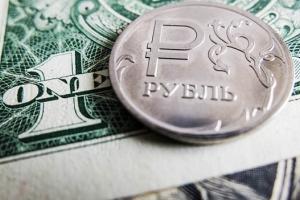 "Обмінники та люди в шоці": на окупованій Луганщині обвалюється рубль