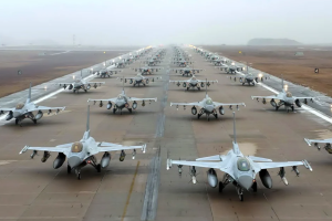 США могут начать обучение украинских пилотов на F-16 в сентябре, - NYT
