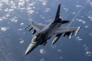 Процесс обучения украинских пилотов на истребителях F-16 набрал обороты и сильно сдвинулся с места, - Игнат