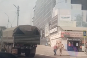 В Луганске оккупант на бензовозе насмерть сбил девушку на пешеходном переходе, - соцсети