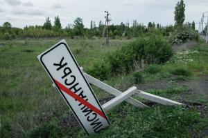 Опалення немає, пенсії не вистачає, у будинках "гості": очевидці про ситуацію у Лисичанську
