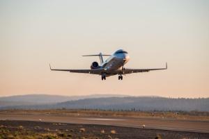 У 2024 році Україна може відновити авіасполучення: Данілов назвав 4 умови
