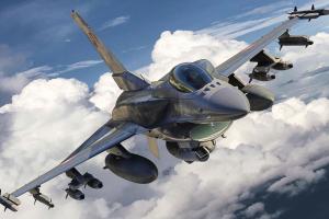 Коли українські пілоти закінчать навчання на F-16 у США: у Пентагоні назвали терміни
