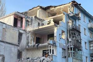 Окупанти вдарили по житлових районах Запоріжжя, відомо про постраждалих