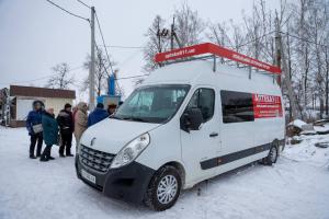 Першу мобільну аптеку запустили в Україні: як вона працює