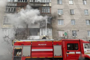 У Сєвєродонецьку горіла квартира з "гостями": подробиці