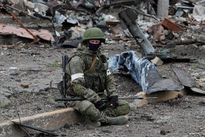На востоке Украины оккупанты столкнулись с неожиданными проблемами из-за собственной пропаганды, - ISW