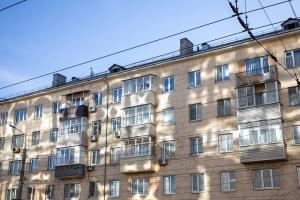 Отжатие жилья в "ЛНР": что значит новый "закон" о конфискации "бесхозных" квартир и домов