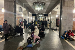 Россияне атаковали ракетами Киев, есть пострадавшие и повреждения жилых домов - видео