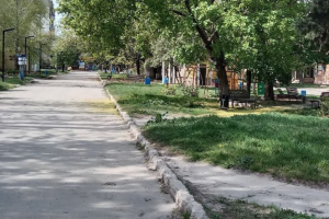 Нові фото з Кремінної: що відбувається на вулицях міста зараз