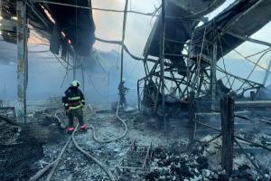 Кількість загиблих внаслідок удару по "Епіцентру" у Харкові знову зросла