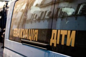 Утверждена принудительная эвакуация детей из Покровска и ряда населенных пунктов района