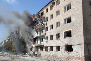Росіяни вдарили РСЗВ "Ураган" по центру Курахового: є загиблі та постраждалі