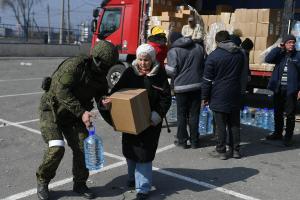Оккупанты в Северодонецке выдают гуманитарку вместо зарплаты - Стрюк