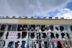 У мережі з'явилося нове відео району автостанції в окупованому Сєвєродонецьку