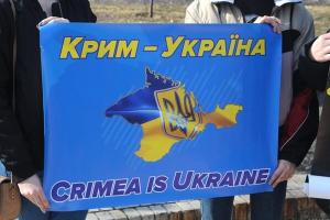 У Криму неспокійно: окупанти пишуть про роботу ППО у Керчі - відео