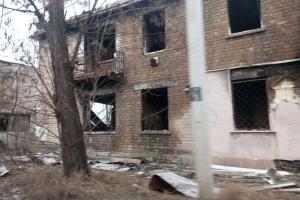 В сети появились новые страшные кадры одной из улиц оккупированного Рубежного (фото)