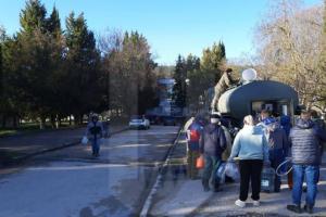 "Очень грязная и с мусором": В Севастополе проблемы с водоснабжением