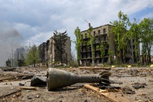 "Никак не успокоятся": В сети сообщают, что оккупанты поймали наводчика на "пекарню" в Лисичанске