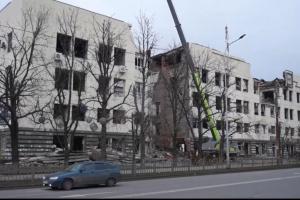 "Парадокс в оккупации": россияне строят жилье в Мариуполе, но оно не для местных жителей
