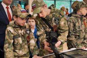 Оккупанты в Крыму продолжают милитаризацию украинских детей: новый этап в реализации плана