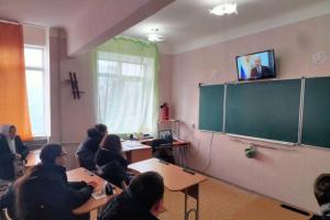 "Пропагандисты не дремлют": В школах Северодонецка оккупанты провели ряд "мозгопромывочных" мероприятий