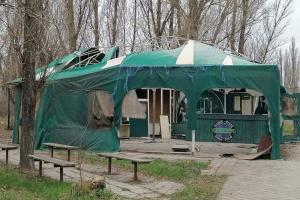"На лавочках не сидят, как обычно": В сети появилось видео вчерашней "бавовны" в Рубежном