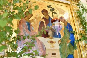 Яке сьогодні свято: традиції, прикмети та заборони дня