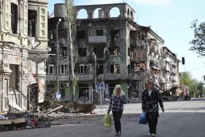 "Космические темпы восстановления Мариуполя", или Как российские строители уничтожают уцелевшие дома