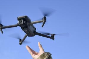 У липні Україна отримає велику кількість дронів від Латвії: скільки БПЛА поставлять ЗСУ