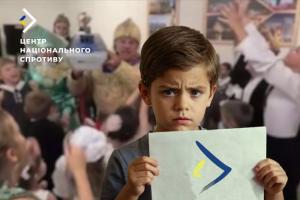 Росіяни цинічно відзначили день миру в окупованому Донецьку, маніпулюючи темою війни з дітьми-сиротами