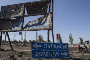"Фанера вместо стекла, пленка вместо тепла": как живут жители оккупированного Донецка