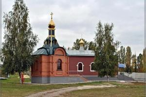 Російський камуфляж замість ряси: Настоятель храму з Лисичанська знову підтвердив співпрацю з росіянами