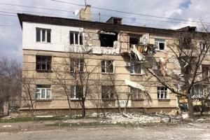 "Понівечені будівлі та ні душі навкруги": в мережі з'явилися фото старих районів Сєвєродонецька
