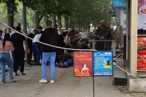 "Покушение на жизнь": в парикмахерской Луганска произошел взрыв