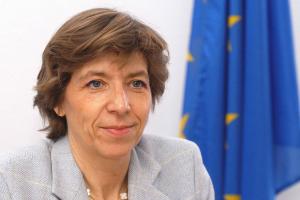 Готовятся новые поставки военной помощи Украине, - глава МИД Франции