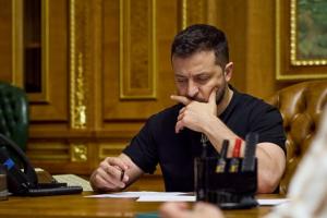 "Мы договорились начать переговоры": Зеленский провел телефонный разговор с премьером Норвегии 