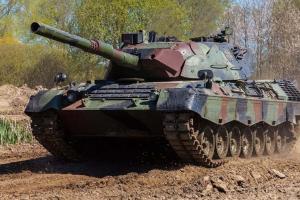 В Украине приняли на вооружение танки Leopard трех модификаций: детали